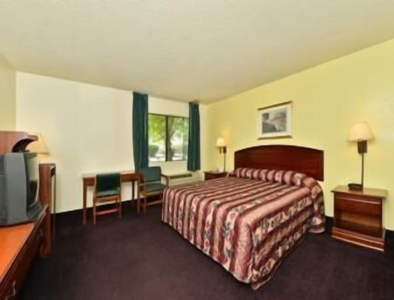 Super 8 By Wyndham Bakersfield/Central Extérieur photo