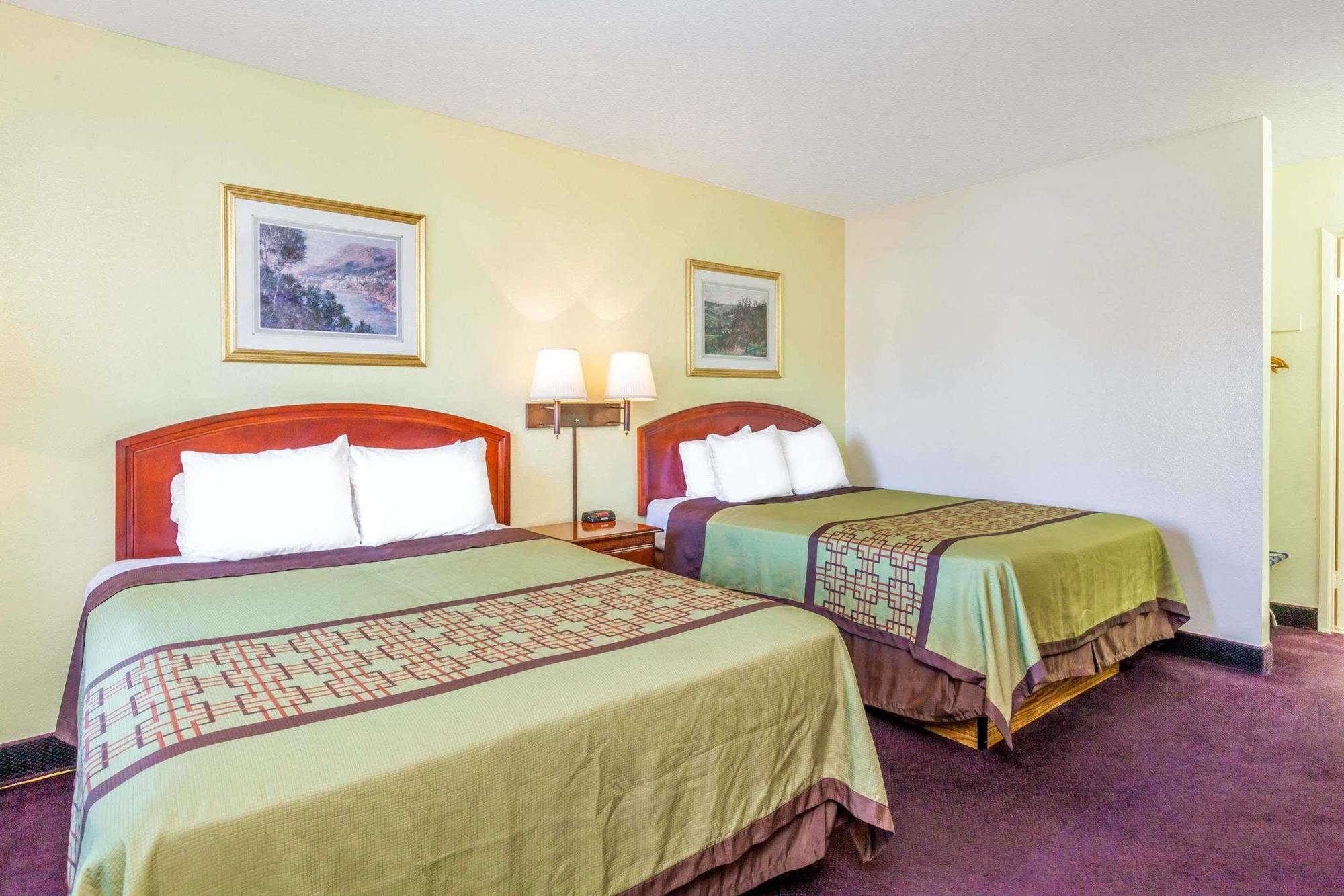 Super 8 By Wyndham Bakersfield/Central Extérieur photo